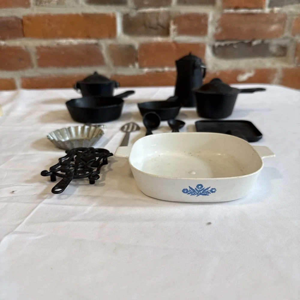 Chilton Toys Faux Cast Iron Pots & Pans - Griddle, Dutch‎ Oven, Corning Wear